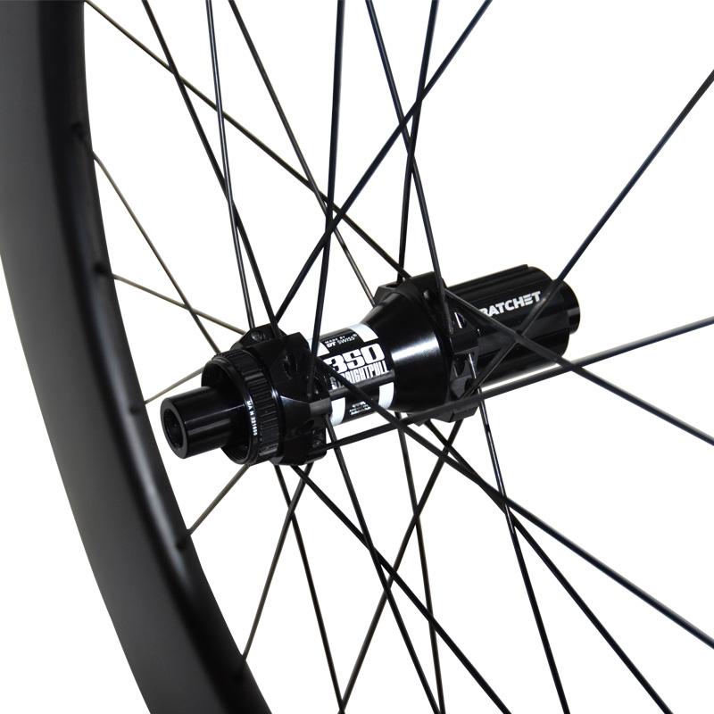 25mm wide 88mm deep road bicycle wheels 700c